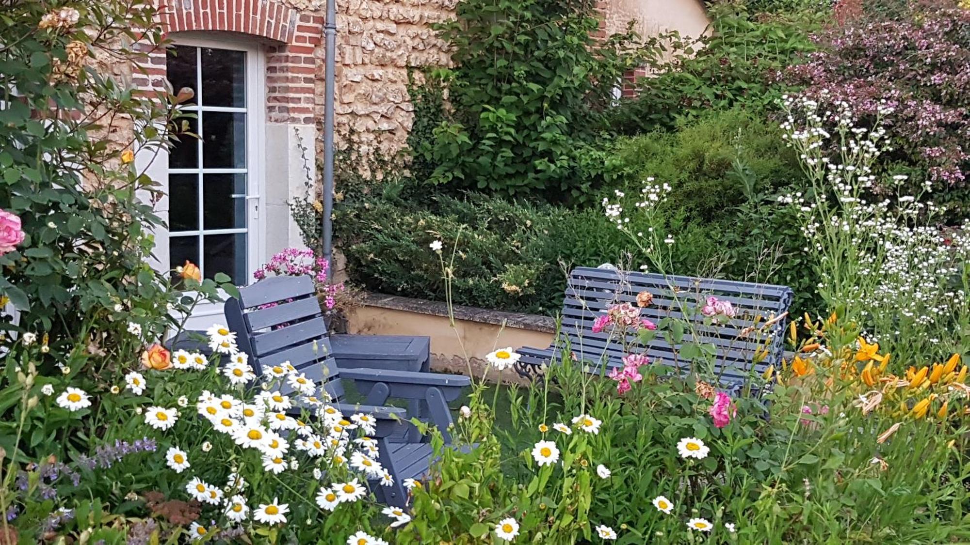 Chambres D'Hotes Les Chatelains Ennordres Exteriér fotografie